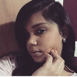 Meet your Posher, Crystal